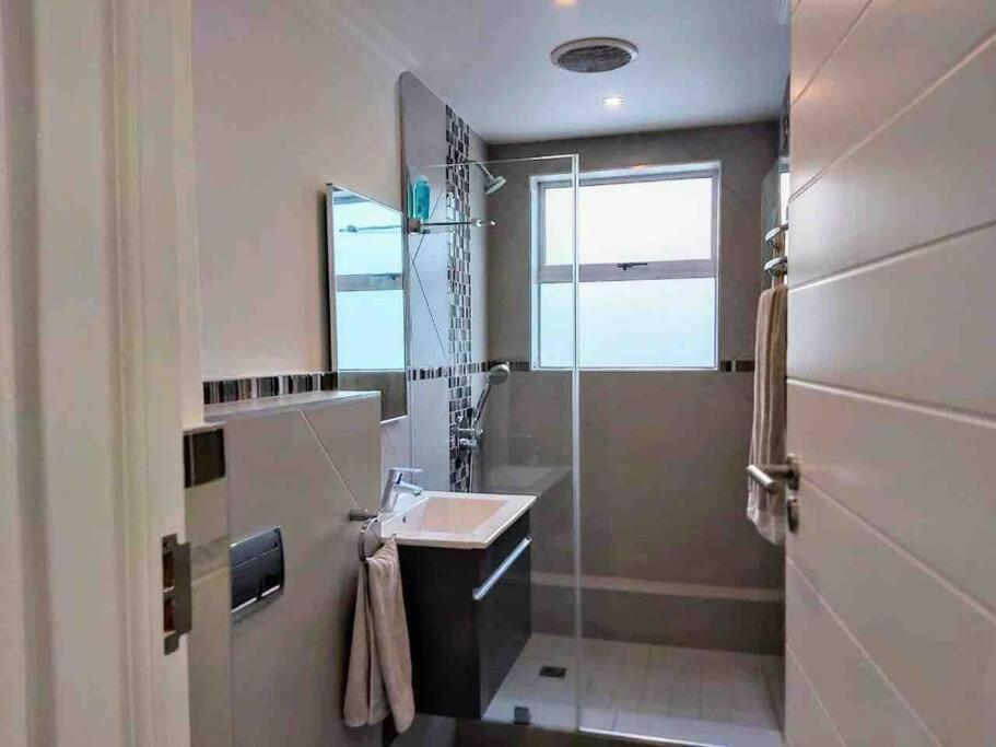 Apartamento Modern Apartment, Centrally Located In Sea Point *